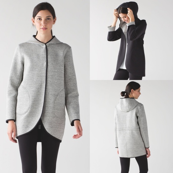 Lululemon City Bound Wrap - Picture 2 of 7